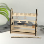 Soporte ajustable para aretes de exhibición - Arte en corte láser personalizado