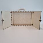 Kamishibai: Teatro de Papel Japonés con Marco de Madera y Paneles de Imágenes para Narración Visual