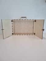 Kamishibai: Teatro de Papel Japonés con Marco de Madera y Paneles de Imágenes para Narración Visual