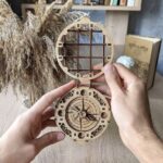 Brújula de Santa Claus - Diseño SVG para corte láser en madera 3D con código QR rastreador - Imagen 6