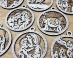 Adornos de navidad Esferas Personalizados para Árbol - 8 Diseños Únicos para Glowforge y Lightburn - Imagen 3