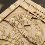 Carta Coleccionable Yu-Gi-Oh Dark Magician - Archivo de Corte SVG, LBRN2 y DXF para Decoración y Manualidades