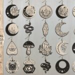 Pendientes Místicos Svg para Corte Láser - Diseño Boho, Cristal, Luna y Hongos Mágicos