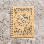 Portada de Cuaderno Rosa y Corazón de San Valentín SVG - Archivos de Corte Láser para Diario de Madera - Imagen 2