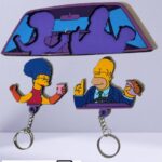 Porta llaves Homero y Marge diseño digital para corte láser personalizado y creativo