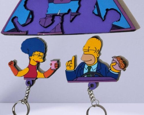 Porta llaves Homero y Marge diseño digital para corte láser personalizado y creativo