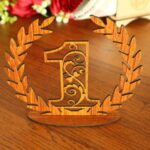 Corona floral decorativa para números de mesa - Diseño de corte láser digital para Glowforge