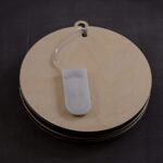 Adorno de Navidad Multicapa en SVG para Corte Láser: Reno, Santa y Pueblo de Invierno - Imagen 8