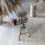 Cámara de vídeo retro en madera contrachapada 3D - Archivo SVG para corte láser - Imagen 3