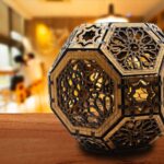 Lámpara de madera dodecaédrica con patrones árabes - Diseño geométrico para corte láser - Imagen 2