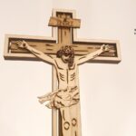 Archivos vectoriales de corte láser Jesús en la Cruz - 6 capas para decoración de pared - SVG y DXF - Imagen 2