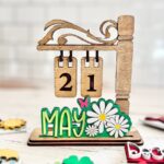 Calendario de escritorio 5"x5" intercambiable - Decoración de temporada - Archivo SVG para corte láser - Imagen 4