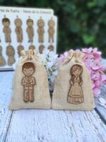 Centro de Mesa Angel de Mi Guarda en Madera con Silueta de Luna y Estrellas - 15x15 cm - Imagen 7