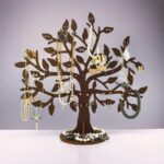 Soporte para Pendientes de Madera - Organizador de Joyería Elegante y Funcional. Diseño Cortado a Laser, Descarga Instantánea.