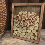 Libro de visitas de boda con corazones - Plantillas Ai, SVG, PDF y DXF para corte láser