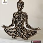 Arte de Pared de Buda Yoga en Madera Cortada a Láser - Decoración Chakra 3D y Archivo SVG para Cricut