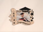 Marco de fotos personalizado graduación 2025 SVG para Glowforge - Regalo único para graduados - Imagen 5