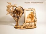 Marco de fotos floral en forma de corazón SVG para corte láser en madera - Descarga digital regalo mamá