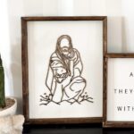 Archivo Digital de Corte Láser Minimalista de Jesucristo | Arte SVG de Fe para Decoración y Manualidades